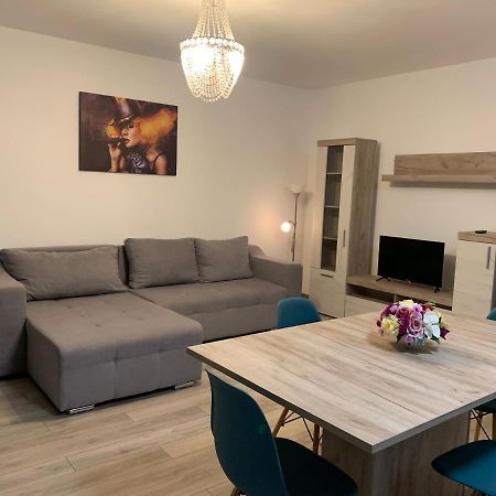 Apartament Sara Διαμέρισμα Târgu-Mureş Εξωτερικό φωτογραφία